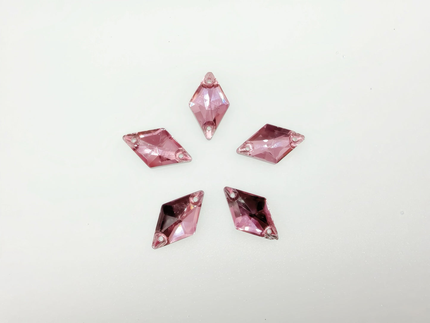 Lt. Amethyst AAA Glass Rhombus Shapes