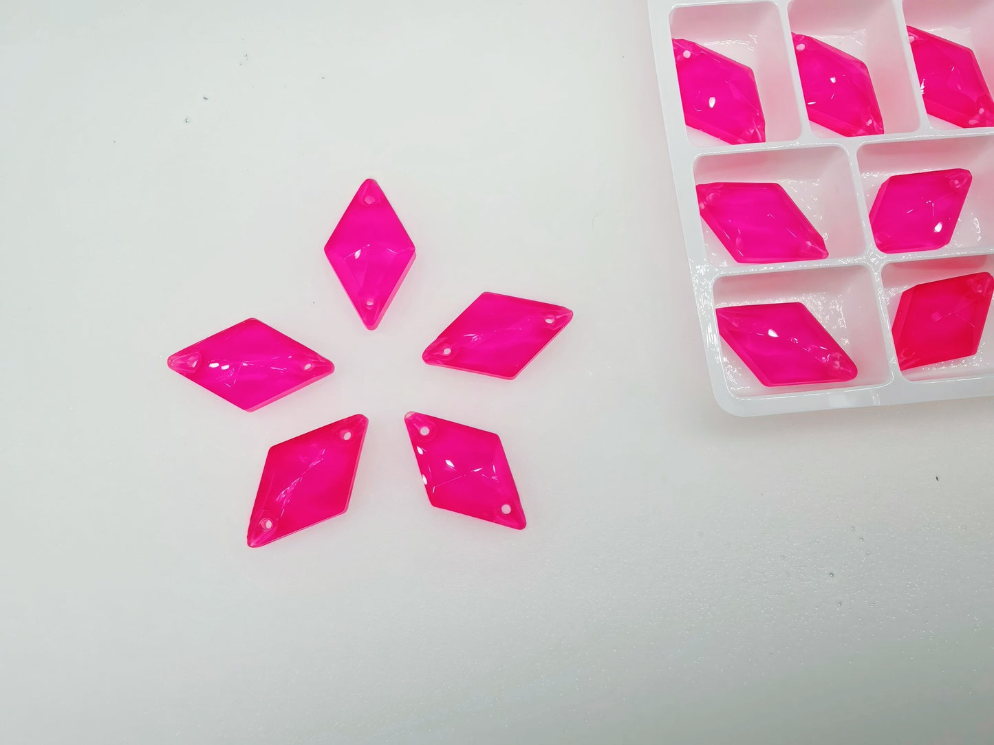 Rose Neon AAA Glass Rhombus Shapes