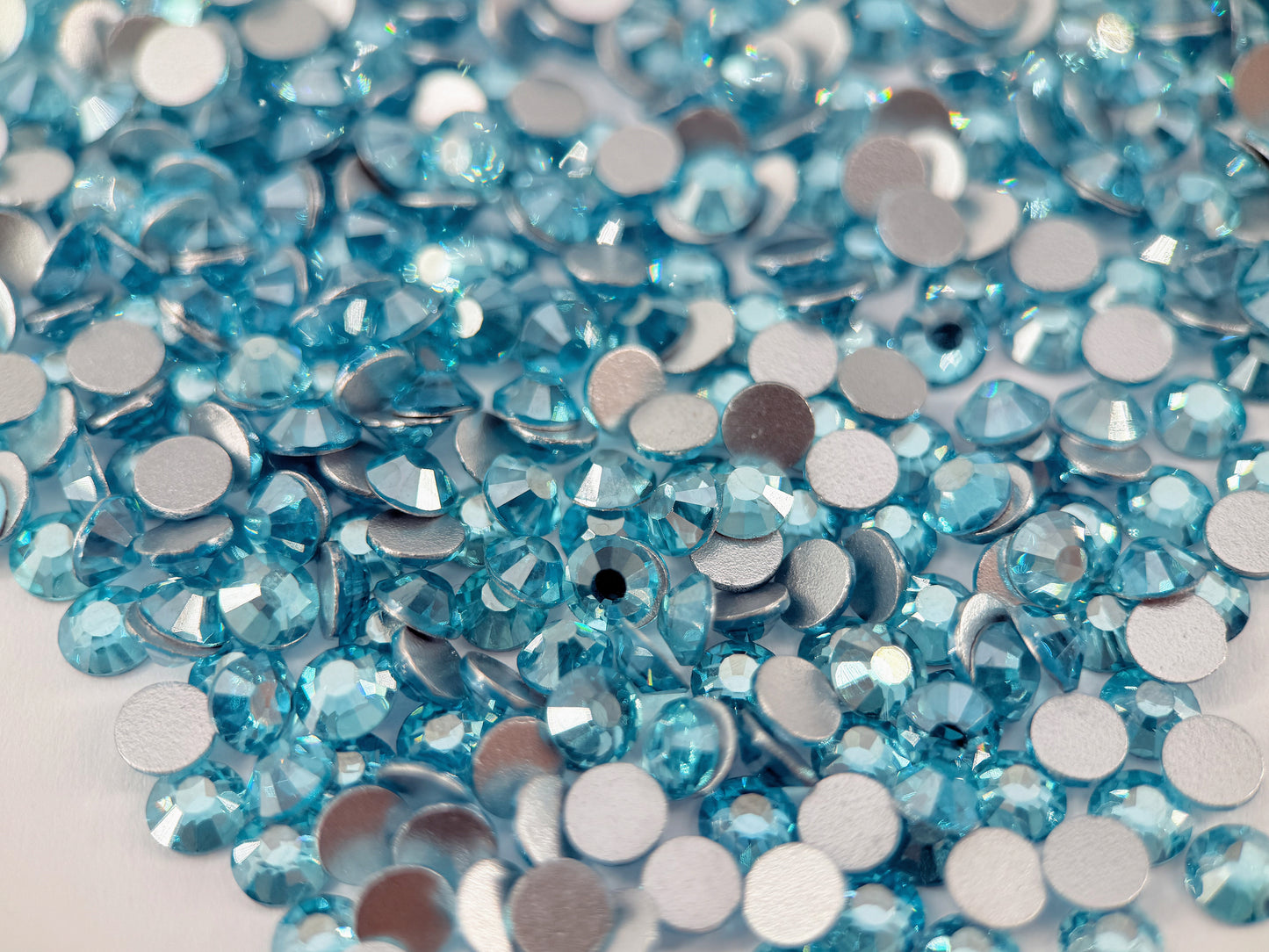 Aquamarine Satin Flatback Non Hotfix Rhinestones