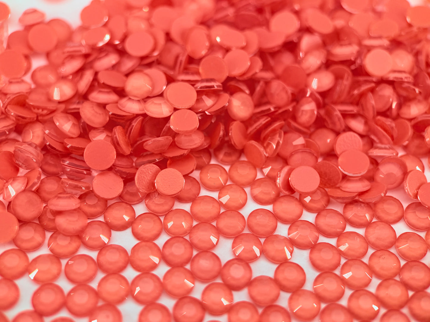 mac.coral Flatback Non Hotfix Rhinestones