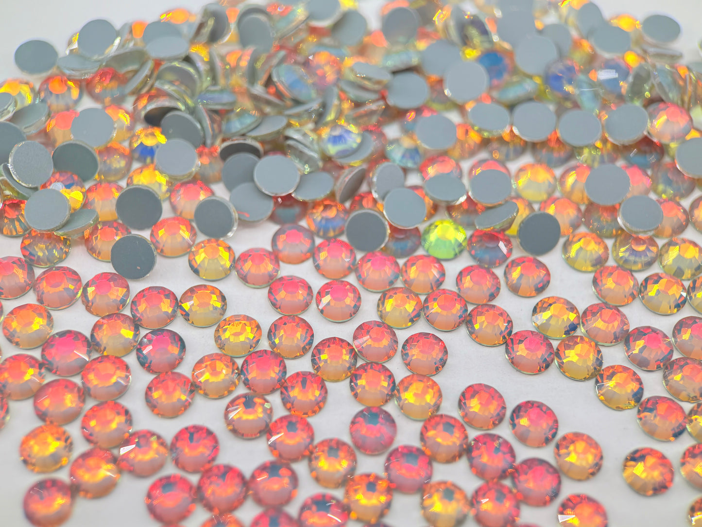 dk.grey mocha opal Flatback Non Hotfix Rhinestones