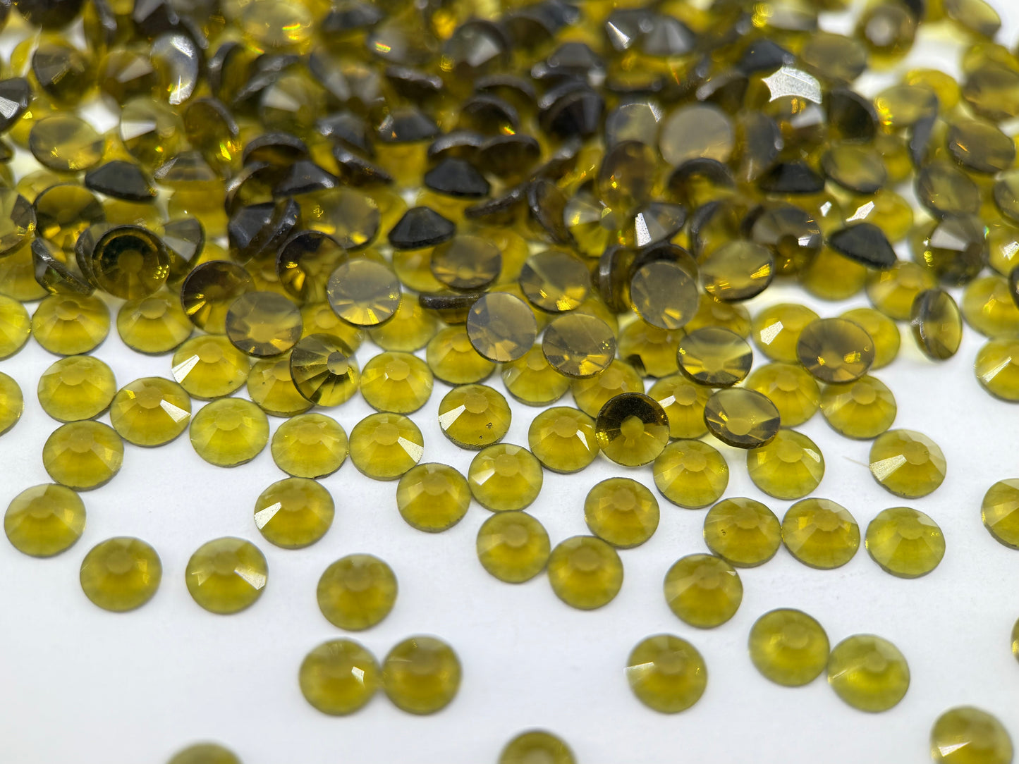 transparent olive Flatback Non Hotfix Rhinestones
