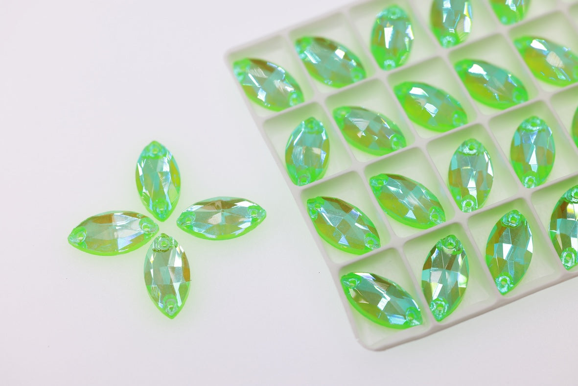 EMERALD AB NEON Glass Horse eye