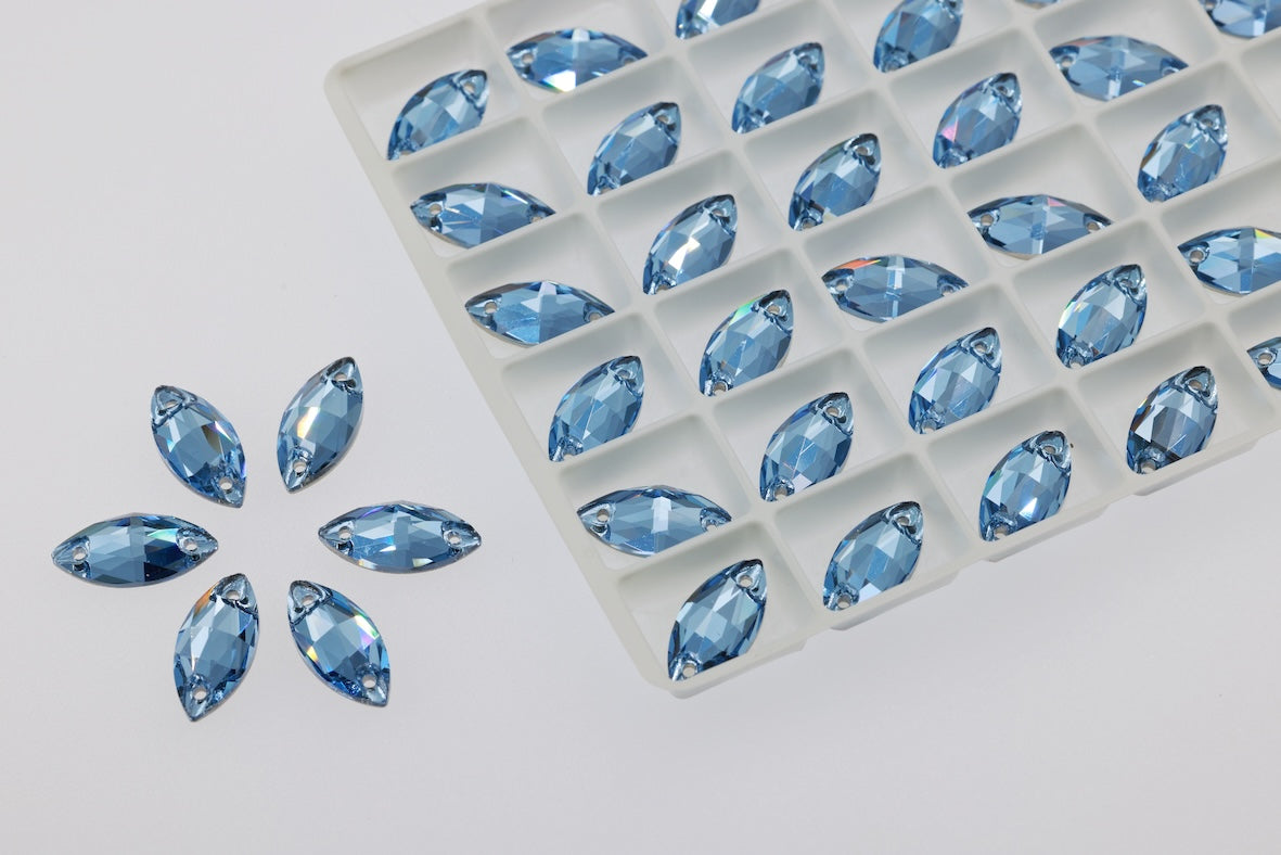 aquamarine K9 Crystal Horse eye