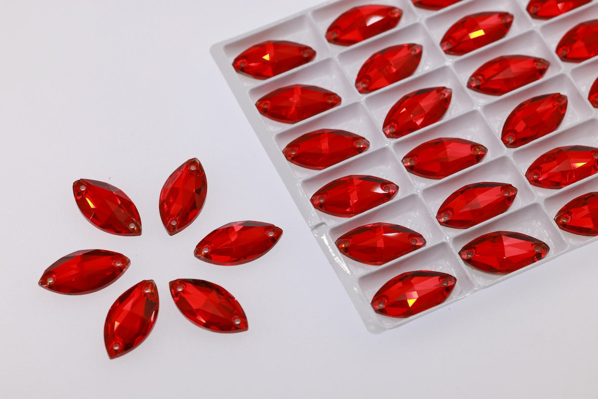 Siam K9 Horse Eye Shapes