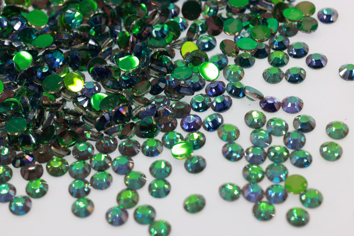 Emerald Aurora Flatback Non Hotfix Rhinestones