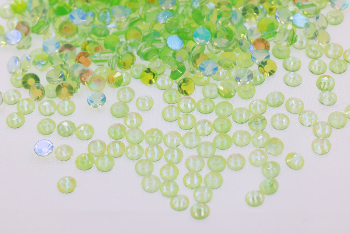 Lt. peridot Aurora Flatback Non Hotfix Rhinestones