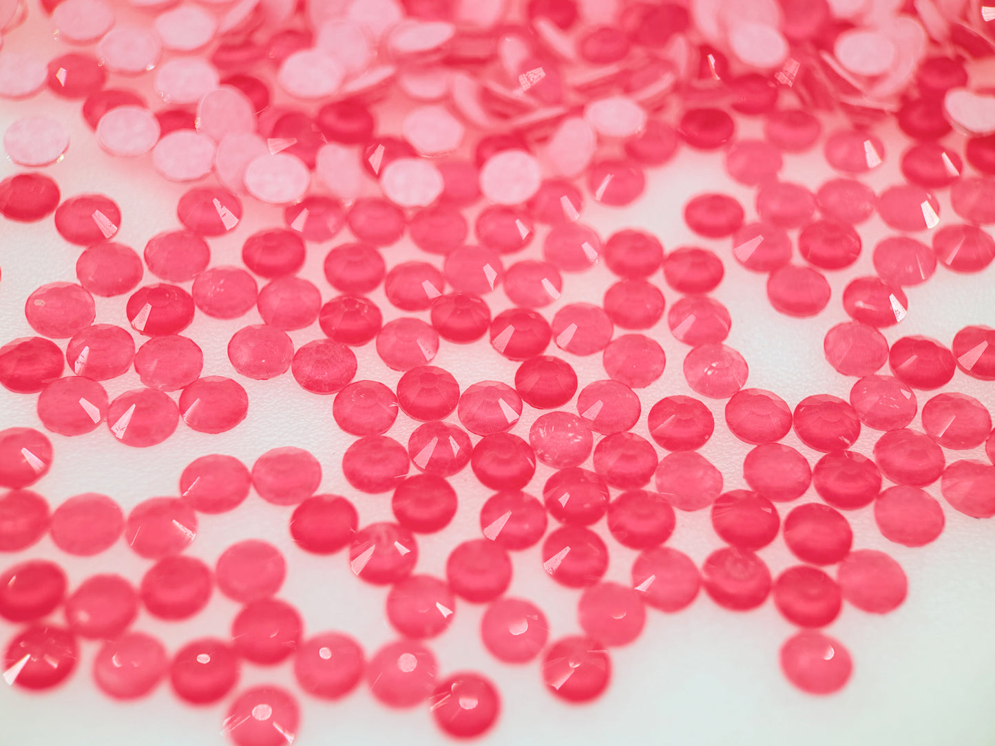 Temp. ch. lt. siam Variable temperature Flatback Crystals Non Hot Fix Rhinestones