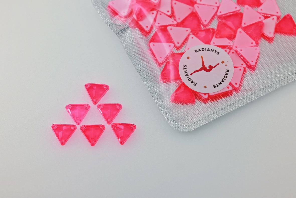 ROSE GLASS TRIANGLE