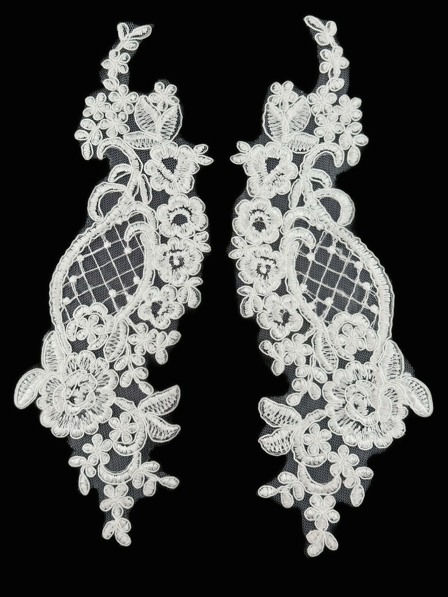 MM001 1 Pair Luxury Elegant Embroidery Lace Fabric Patch Lace Applique