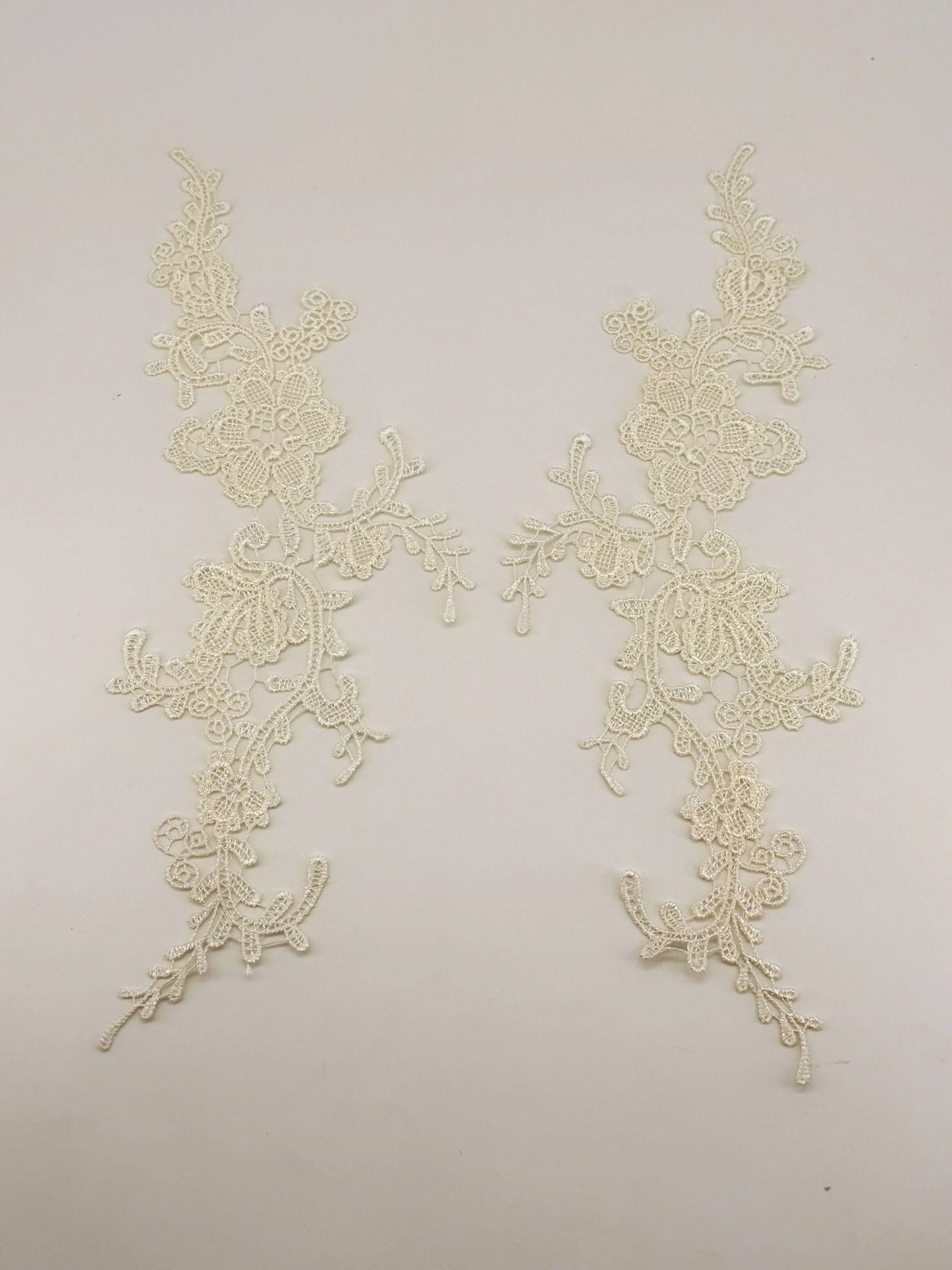 MM039 1 PAIR Colorful Embroidery Flower Lace Patch