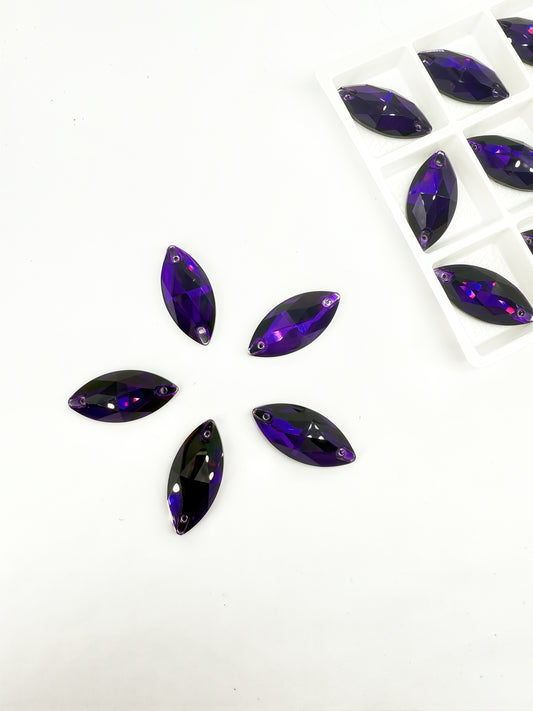 Heliotrope K9 Crystal horse eye