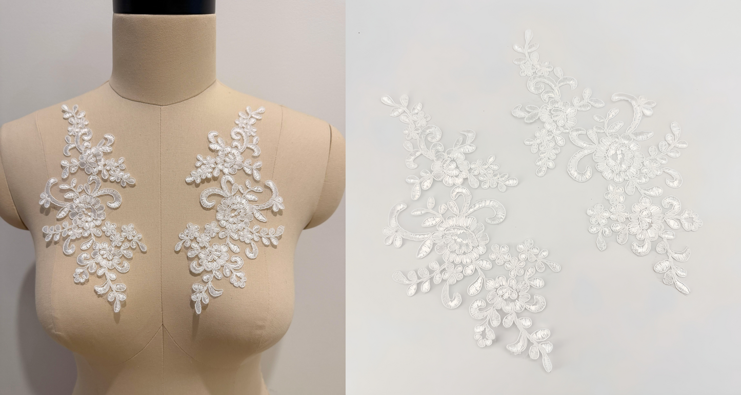 MM013 1 Pair Embroidered Applique